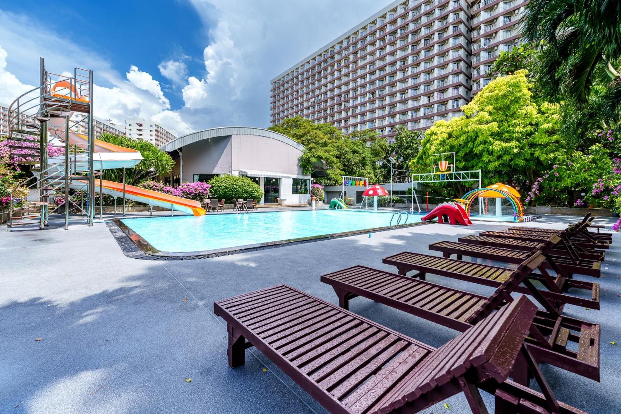 Villa Navin Beach Residence ジョムティエンビーチ エクステリア 写真